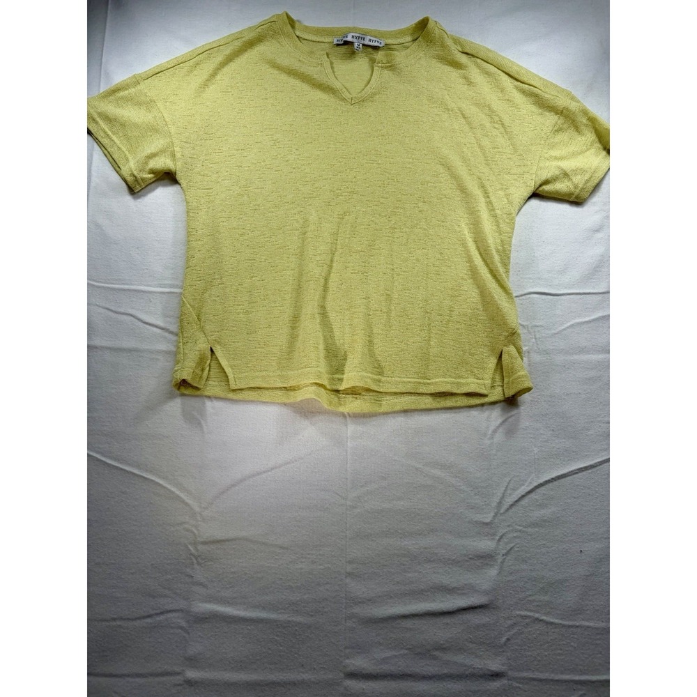 HYFVE Short Sleeve Blouse Yellow Women Size Medium